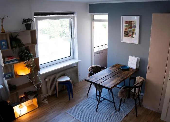 Cph Getaway - With Balcony I Lakes & Metro *